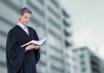 OLG Frankfurt – Pauschale Gebühr für Ersatz-SIM-Karten ist unzulässig