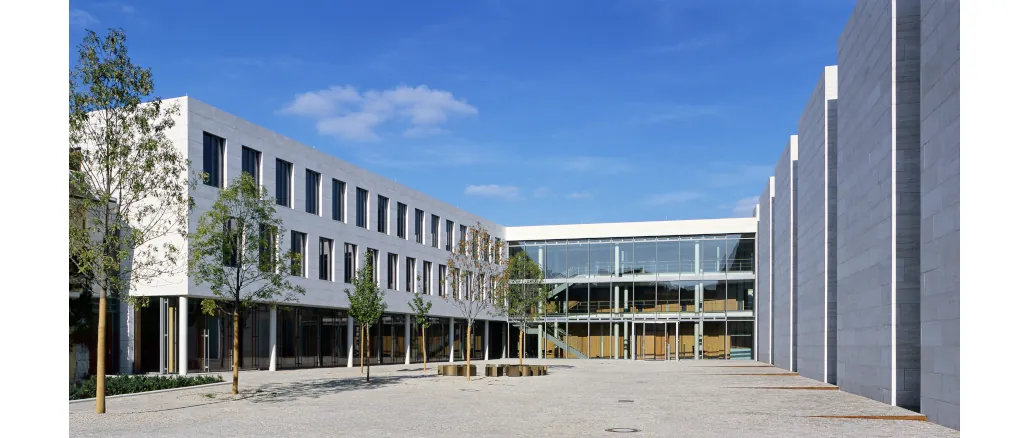 BGH - Unwirksame AGB-Klausel bei Papierformularen mit Internetlink